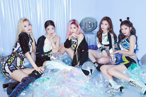 ITZY（イッジ）メンバーが魅せるオシャレ韓国女子コーデとは