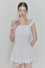 ペタルラッフルドレス white