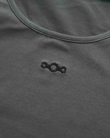 トリクリプスエンブロイダードUネックTシャツ　カーキ
