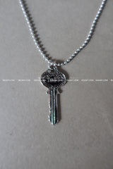 KEY Vintage Long Necklace