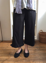 Arpo Ankle Length Frill Pants