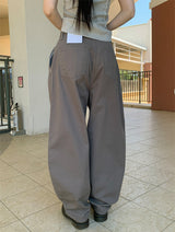 CURVED TUCK BALLOON PANTS (2C)