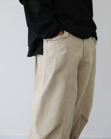 NB CURVED WASHED PANTS
