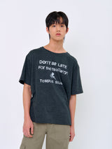 マッドハッターTシャツ (リラックスフィット)_チャコールメランジ