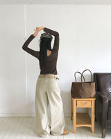 Rail Off Wide U-Neck T-Shirt