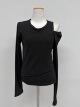カッティングホール長袖Tシャツ