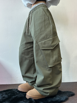 ピーチフリース🍑 オーバーヒップカーゴロングパンツ 💚🤍🖤3COLOR