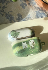 [jogging puppies airpods case]