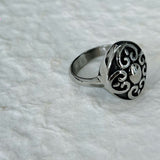 Undercurrent Baroque Signet Ring