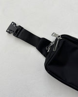 [UNISEX] スクエアヒップベルトミニバッグ