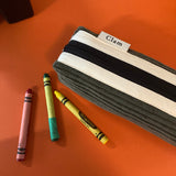 Clam ラウンドペンケース _ コーデュロイカーキ