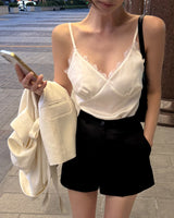 ムレンビスチェブラウス