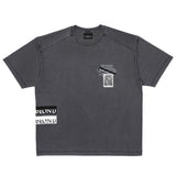 カオス ワッペン ピグメント Tシャツ (チャコール)