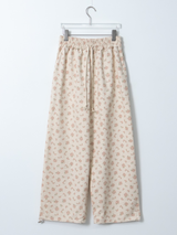 creamy floral pants