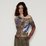 SHEISSHE/PRINTED ASYMMETRICAL SHOULDER T-SHIRTS