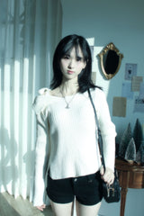 Soft Off-Shoulder Knitwear (2color)
