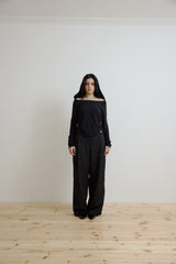 OHNE OFFSHOULDER HOODIE (BLACK)