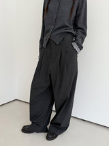 classic two tuck slacks 