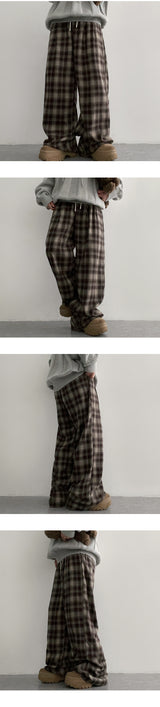 Are checkered banding wide pants