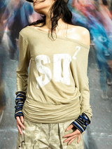 “スリーピーシープ”オフ - ザ - ショルダー スラウチー ウールニットTシャツ