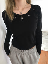エンドUネックアイレットスタッドクロップTシャツ (6c)