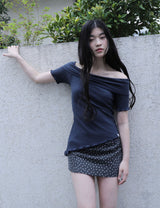 ASYMMETRIC RIB OFF-SHOULDER TEE(NAVY)