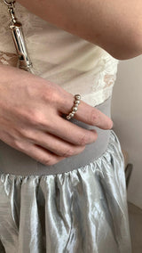 Simple silver balls banding ring