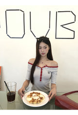 レッドラインストライプオフショルダートップ