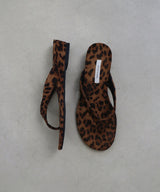 Simple flip-flop_leopard