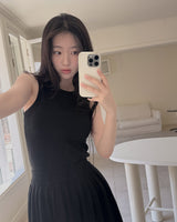 Near wool knit sleeveless&skirt set (with underpants)