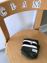Clam ラウンドポーチ _ コーデュロイカーキ