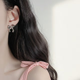 [ILLIT イロハ, NMIXX へウォン Piercing] バレリーナリボンピアス - Silver