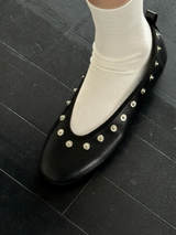 stud soft flat shoes