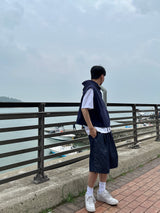 Semi crop hood vest