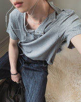 ネビショルダースナップヘンリーネックショートスリーブTシャツ