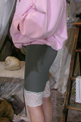 Antique lace leggings ( Cream Charcoal )