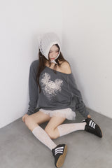 ローズエンジェルオーバーサイズフィットオフショルダーロングスリーブTシャツ