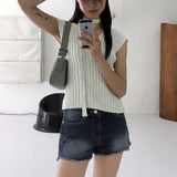 Beson halter ribbed V-neck knit tank top sleeveless
