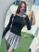 Uncut strap ribbed long-sleeved top