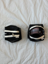 Clam round pouch _ Leather black