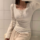 FLOWER LACE BUTTON LAYERED T-SHIRT
