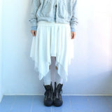 Floating cut banding skirt