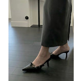 ベルトストラップスティレットミュールヒール (BLACK)
