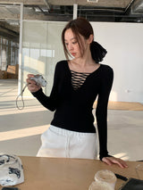 Black Strap Point Long-Sleeved Slim T-Shirt