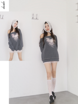 ローズエンジェルオーバーサイズフィットオフショルダーロングスリーブTシャツ