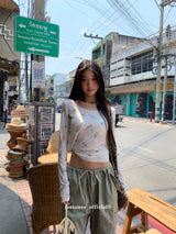 Item Span off shoulder long sleeve tee
