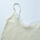 lace point sleeveless top 