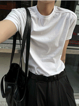 カッティングマッスルフィットTシャツ