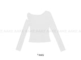 SHOULDER TWIST SLIT TOP