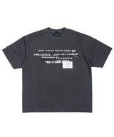 BBD 隠しスローガン ピグメント Tシャツ (チャコール)